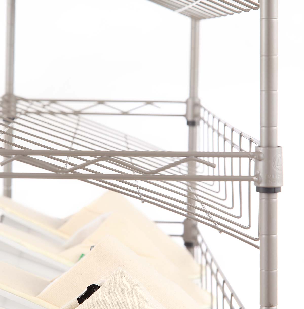 4 tier wire shelving unit