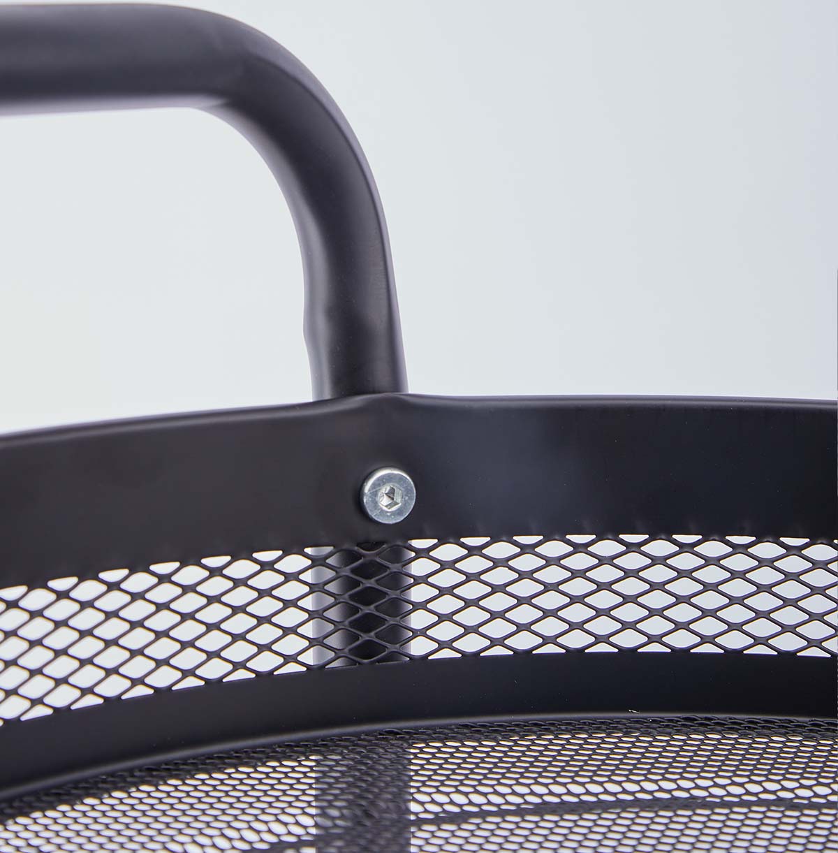 Shelf manufacturers explain how to effectively design storage shelves