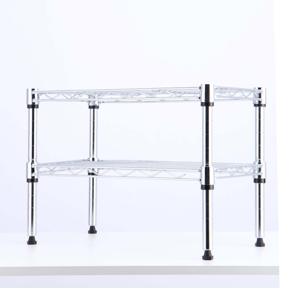 What are the basic characteristics of shelves.wire chrome shelving unit